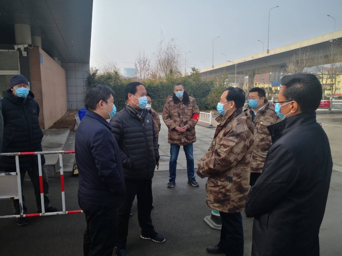 说明: D:\DESKTOP\肺炎防控\微信图片_20200208100022.jpg